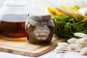 Полезные свойства и особенности каштанового меда