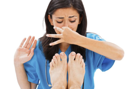 Обзор эффективных средств от пота и запаха для ног
