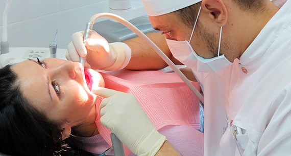 Особенности лазерного удаления кисты зуба
