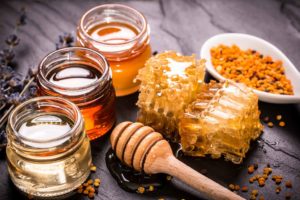 Сколько времени может храниться мед в домашних условиях