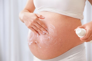 появления растяжек во время беременности