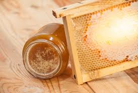 Может ли мед забродить во время хранения