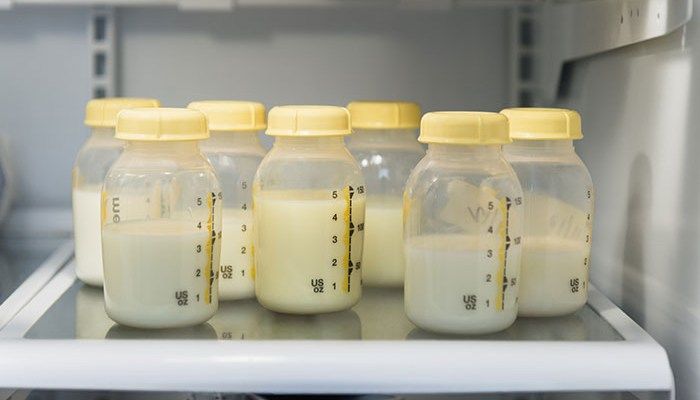 какое молоко у женщин жирнее
