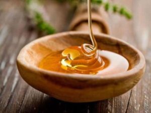 Описание, полезные свойства и противопоказания кориандрового меда